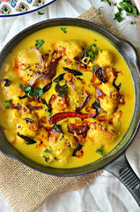 Punjabi Kadhi Pakora – Gram flour dumplings in yoghurt gravy